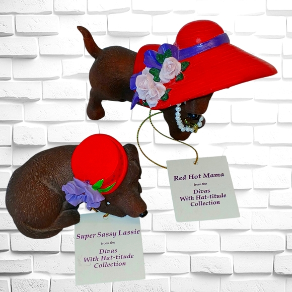Divas w/ Hat-titude Dachshund Figurines, Hamilton Collection, Lot Of 2 as Shown - Picture 2 of 7